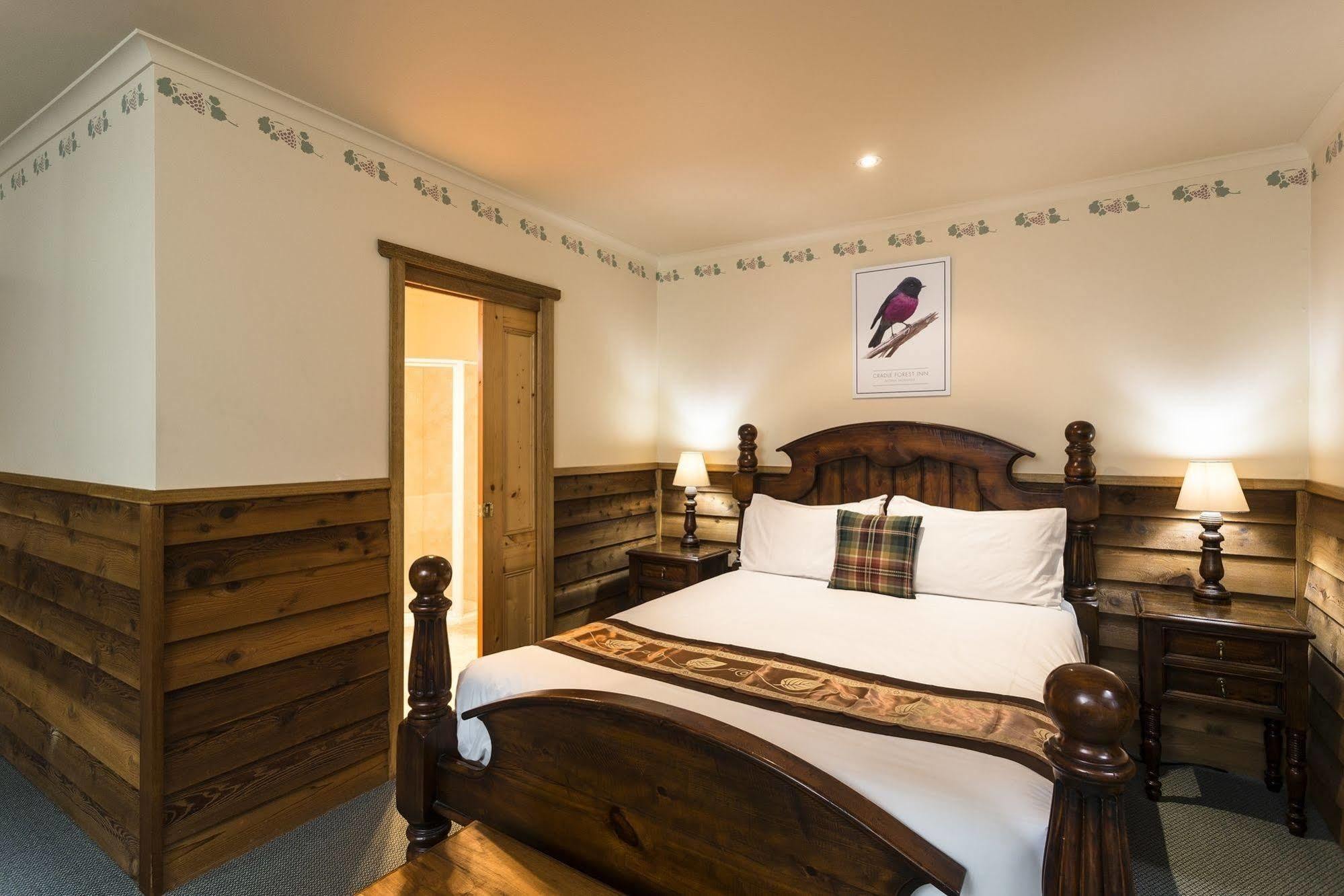 Hotel Cradle Forest Inn 3*