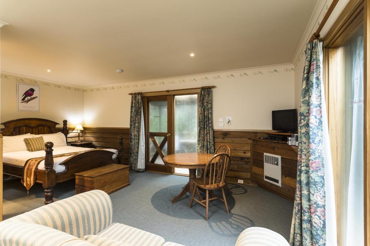 Cradle Forest Inn Hotel